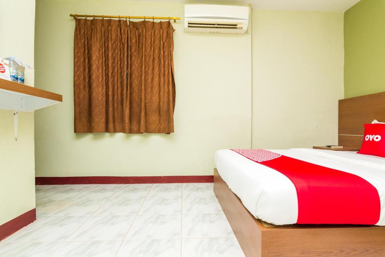 Vaccinated Staff - Oyo 1703 Terang Bintang Hotel Batam Eksteriør bilde